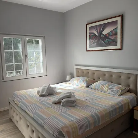 In Near Skanderbeg Square Apartment *